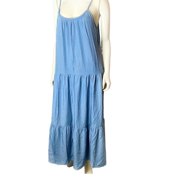 New- Lumiere Tiered, Strappy, Relaxed Fit, Chambray, Pockets, Blue Maxi Dress LG - Picture 3 of 14